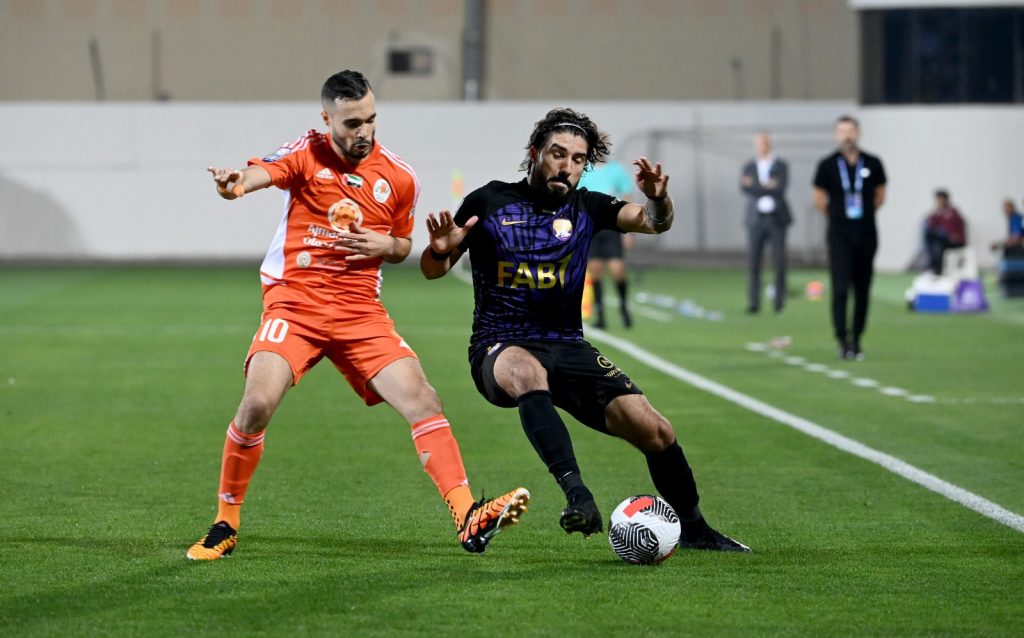 العين بـ “الأربعة” يُخمد البركان.. سفيان “العنوان”