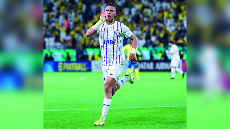 سفيان رحيمي.. سيف «الزعيم» ودرعه