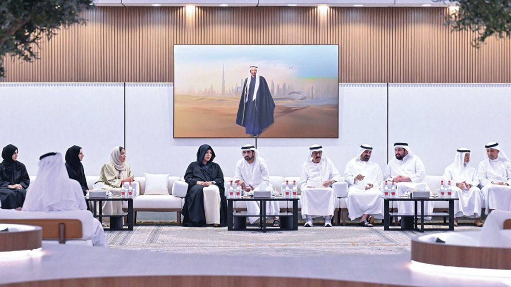 حمدان بن محمد: رؤية محمد بن راشد أسست لاقتصاد قوي ارتكز على شراكة متينة مع القطاع الخاص