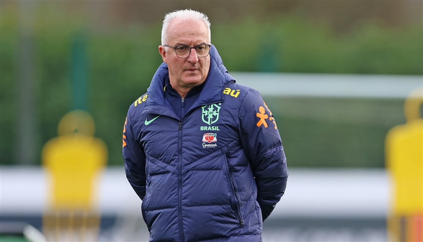 مدرب منتخب البرازيل يدعم “الباكي”: العنصرية ضد فينيسيوس من أشخاص مختلين