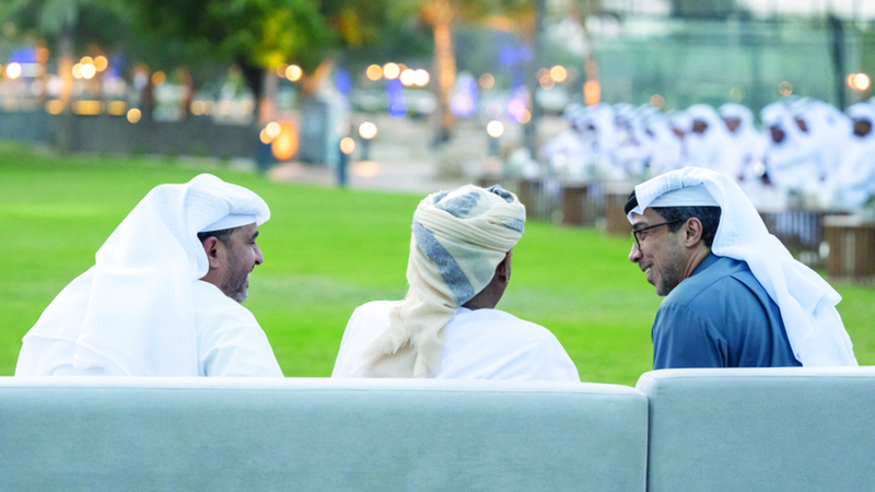 منصور بن زايد يستقبل المهنئين بشهر رمضان وسفراء دول شقيقة وصديقة