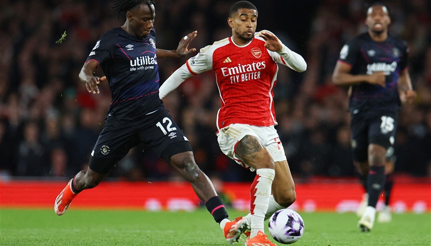 آرسنال يصعد إلى صدارة الدوري الإنجليزي مؤقتاً