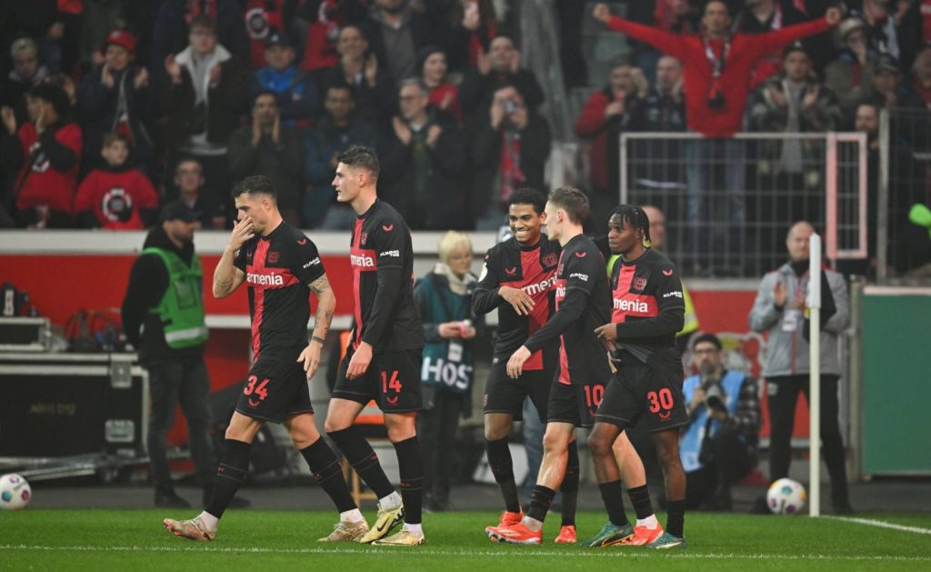 ليفركوزن يواصل موسمه الأسطوري.. تأهل إلى نهائي الكأس