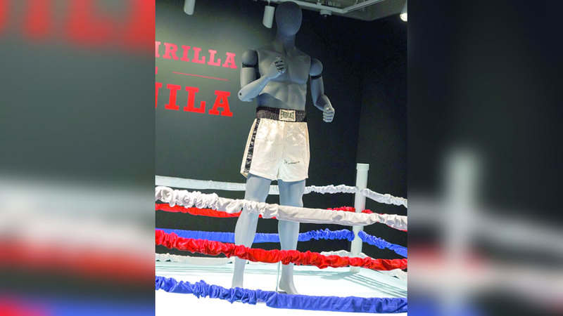 سروال كلاي بـ 6 ملايين دولار