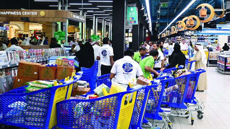 منافذ بيع تستعد لعيد الفطر بعروض تخفيضات مبكّرة