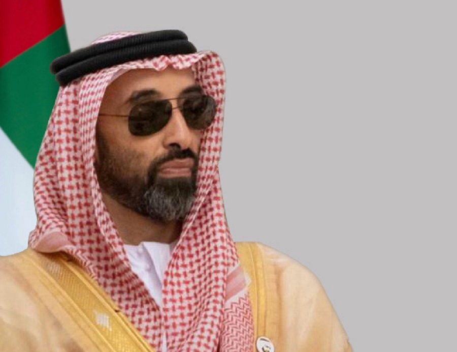 طحنون بن زايد يهنئ رئيس الدولة ونائبيه والحكام بحلول عيد الفطر السعيد