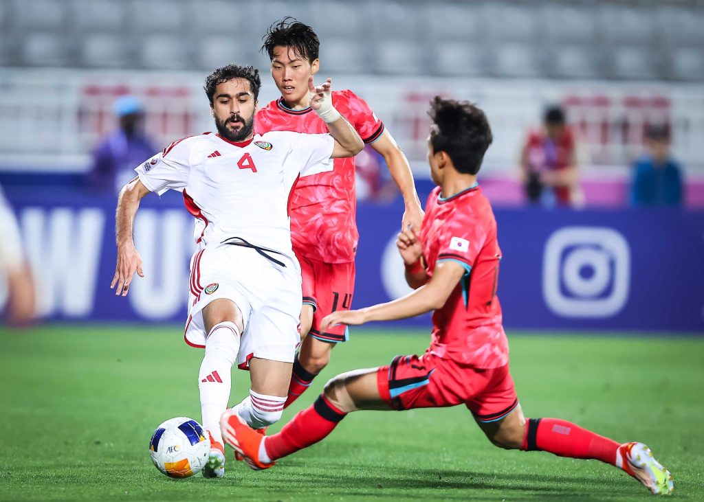 «الأولمبي الإماراتي» يخسر أمام كوريا الجنوبية في الوقت القاتل