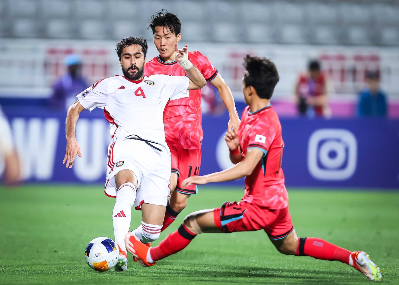 «الأولمبي الإماراتي» يخسر أمام كوريا الجنوبية في الوقت القاتل