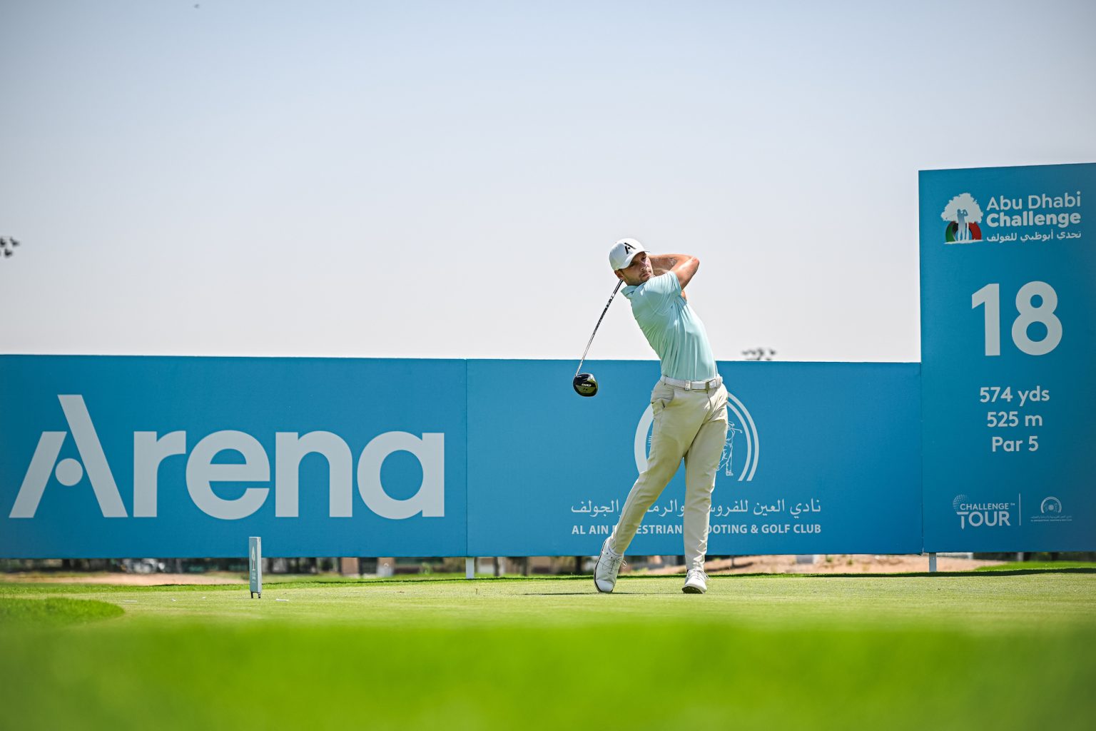 نجوم الغولف يشيدون باستضافة أبوظبي لـ «جولة التحدي» العالمية