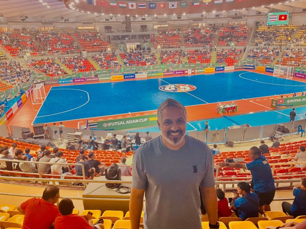 البطائح يوفد المدرب الهولي لـ«معايشة صالات» في تايلاند