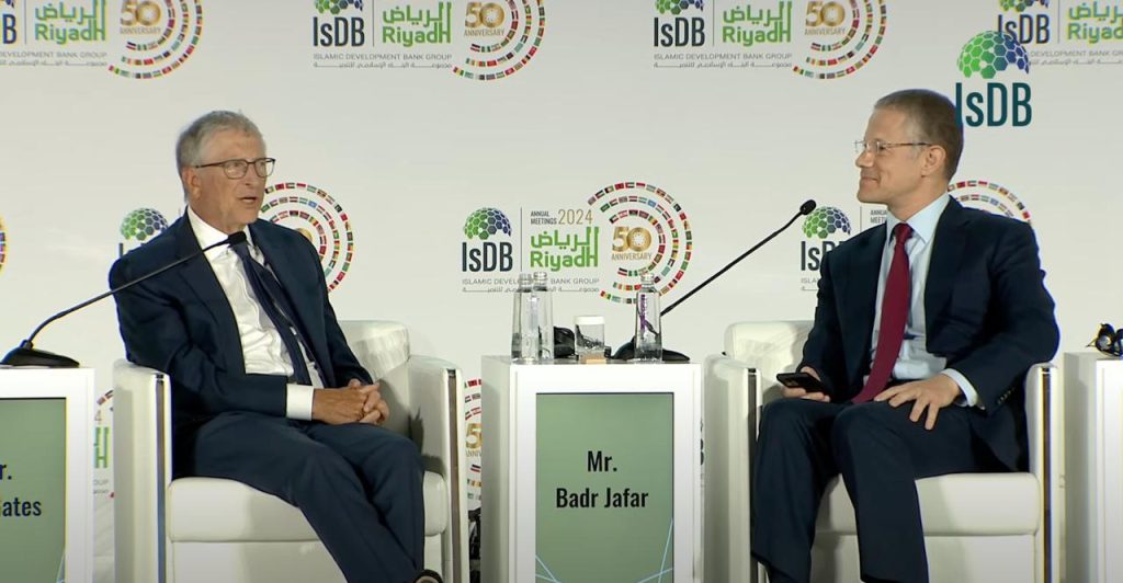 بيل غيتس: التنظيم والروح الإيجابية وراء نجاح «كوب 28» في الإمارات