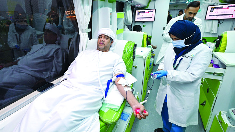 «دمي لوطني» تجمع 692 وحدة دم من زوّار القرية العالمية