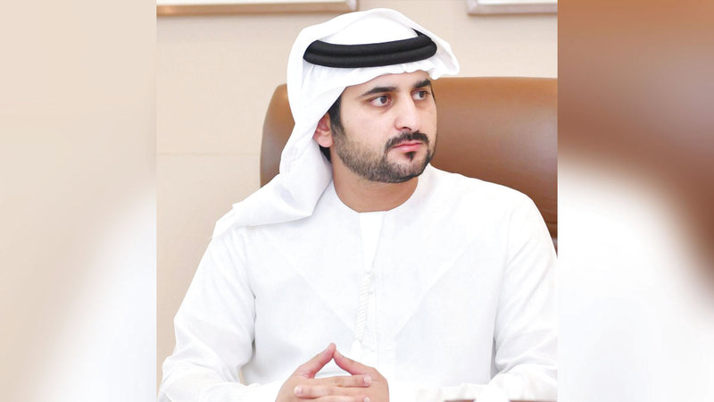 مكتوم بن محمد: ذكرى توحيد قواتنا المسلحة حافلة بالدروس والعبر