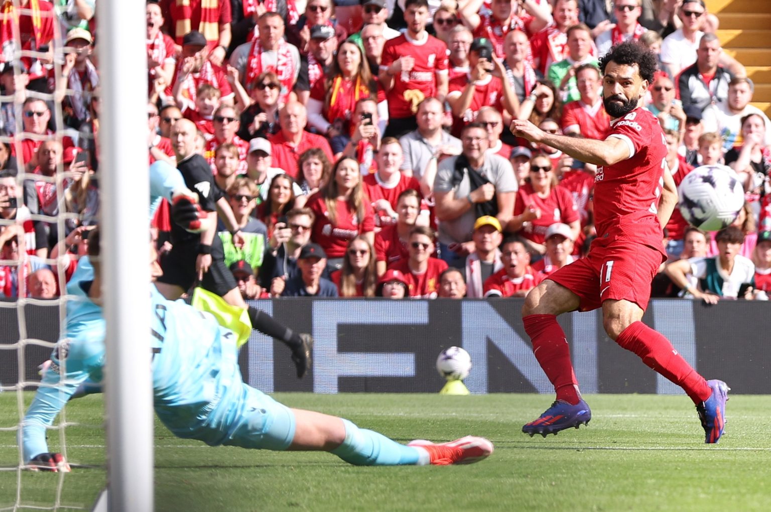 محمد صلاح أول لاعب في تاريخ الدوري الإنجليزي يحقق هذا الإنجاز