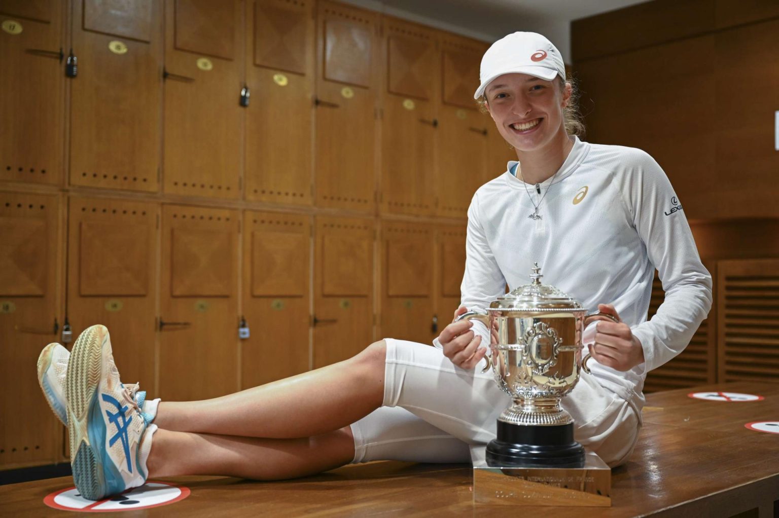 التصنيف العالمي للرجال والسيدات في عالم الكرة الصفراء