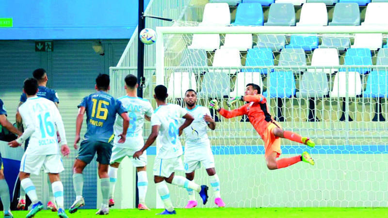 دبا الفجيرة والحصن يكملان رحلة البحث عن «الأضواء»