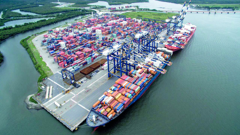 «موانئ دبي العالمية» تفوز بجائزتين في «الاستدامة»