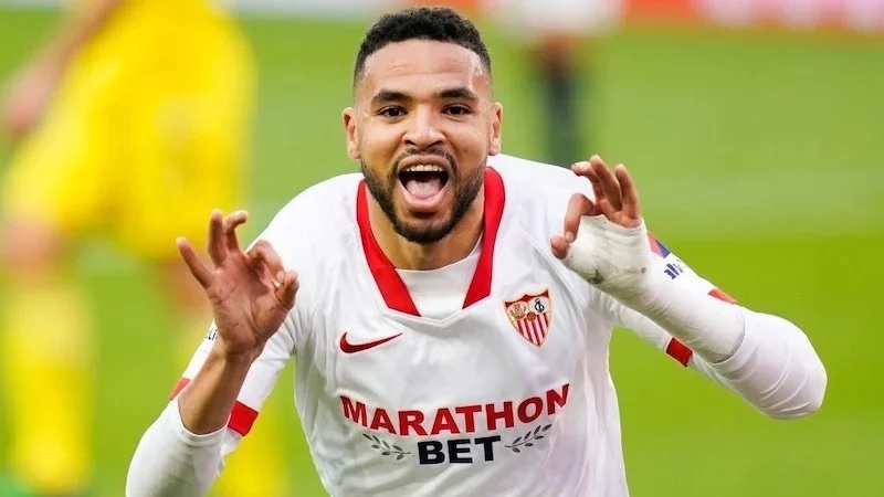 المغربي النصيري مهدد بالإيقاف 12 مباراة في الدوري الإسباني