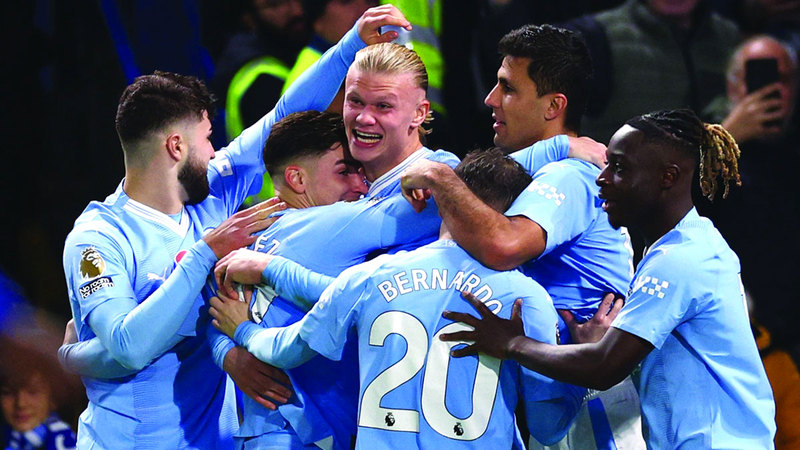 180 دقيقة تفصل مانشستر سيتي عن التتويج بالدوري الإنجليزي