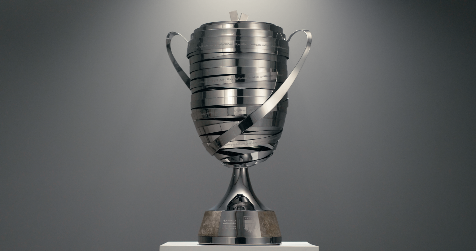 تصميم جديد لكأس رئيس الدولة مصنوعة من “نواة التمر”
