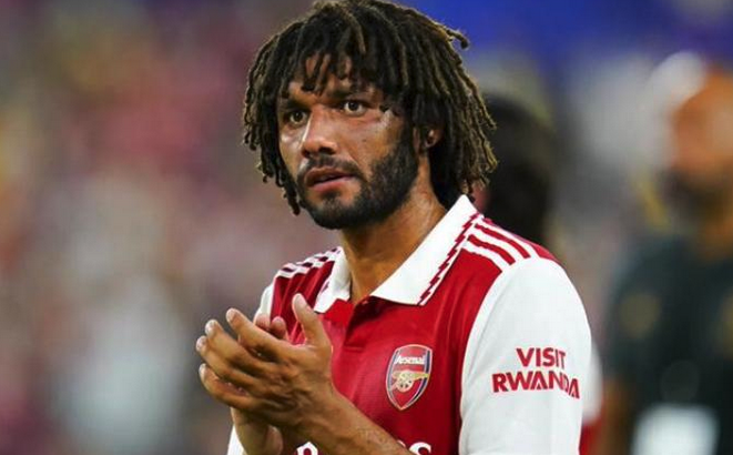 محمد النني يوجه رسالة مؤثرة لجمهور أرسنال (فيديو)