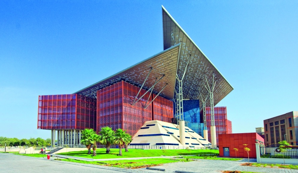 شاب يشتري سيارة بـ 178 ألف درهم ويتهرب من السداد