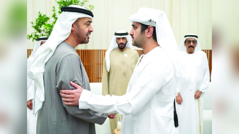 رئيس الدولة يتقبل التعازي من مكتوم وأحمد بن محمد في وفاة حمد الخييلي