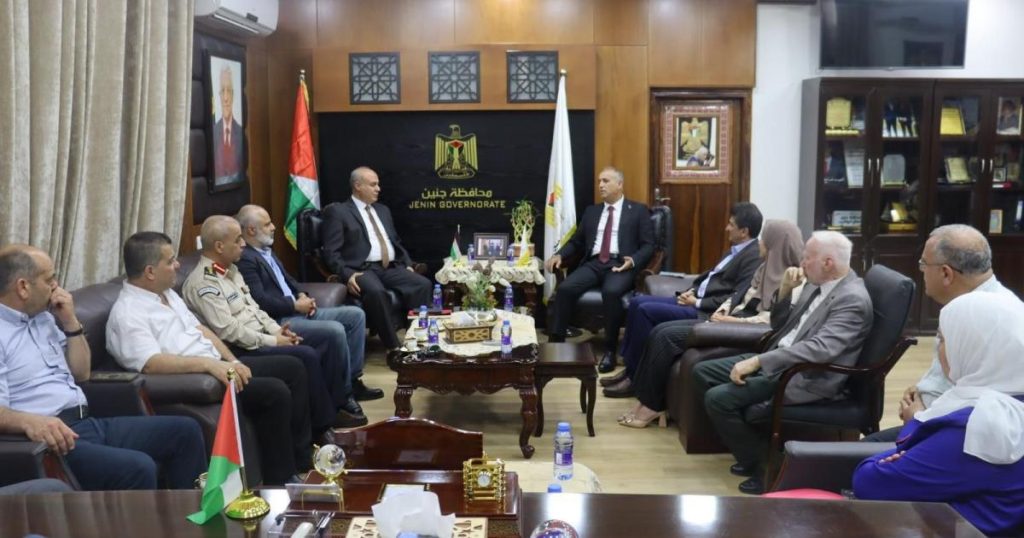 بالصور: وزير الثقافة يزور محافظة جنين ويلتقي فعالياتها الثقافية