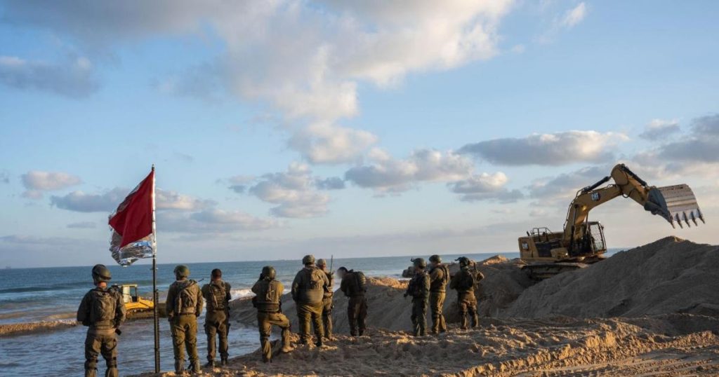 إصابة جنديين أمريكيين في منطقة الرصيف العائم بغزة