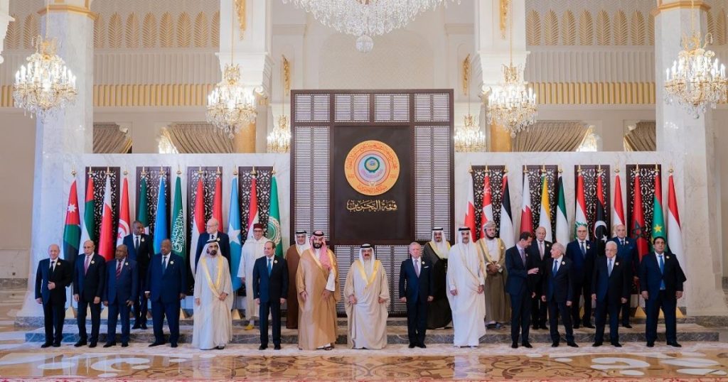 إعلان البحرين يدعو لعقد مؤتمر دولي لحل القضية الفلسطينية