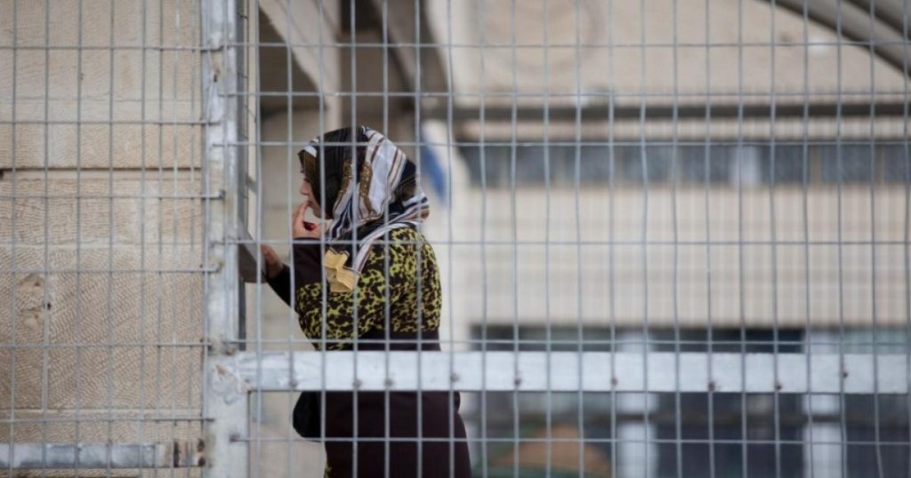 الكشف عن عدد الأسيرات في السجون الإسرائيلية