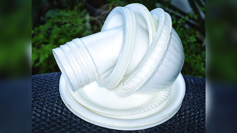 حظر منتجات الـ «فوم» في أبوظبي يدخل حيز التنفيذ اليوم