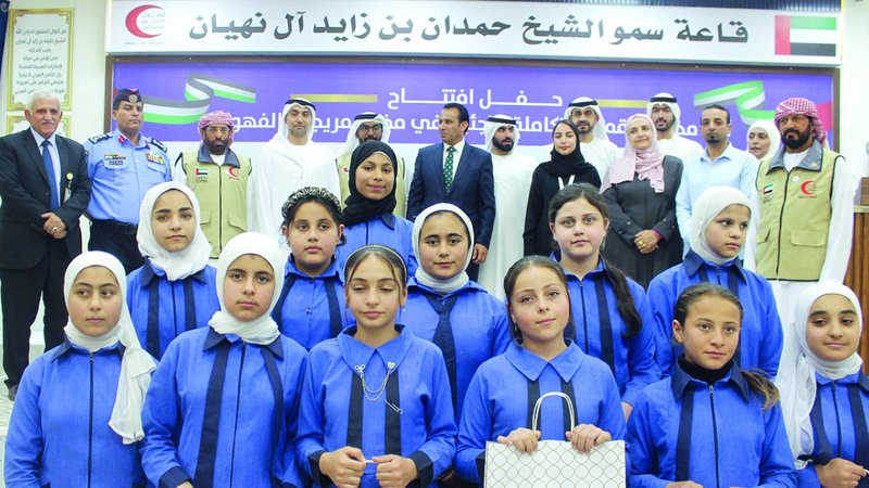 تدشين «المدرسة الرقمية المتكاملة» في المخيم الإماراتي الأردني للاجئين السوريين