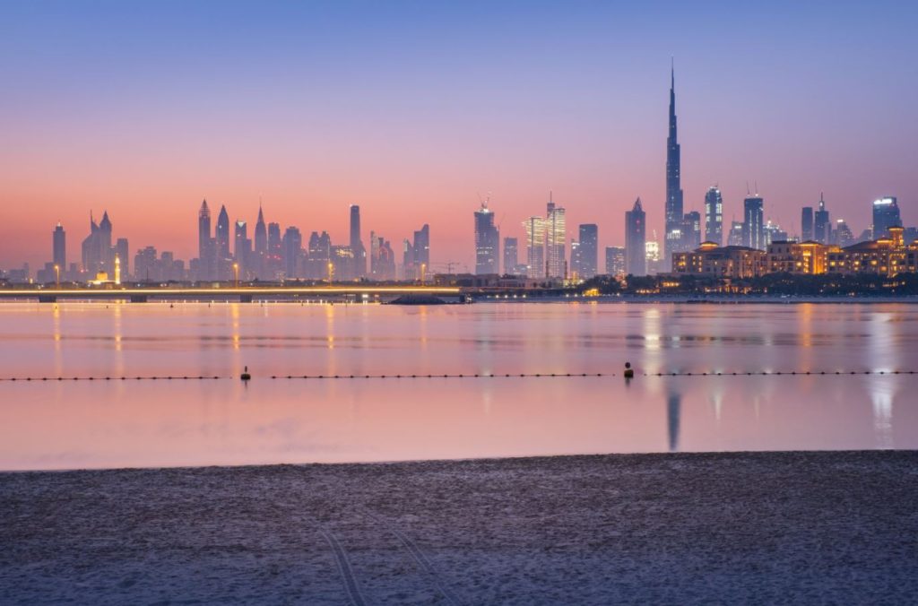 الطقس غداً.. صحو بوجه عام وغائم جزئياً