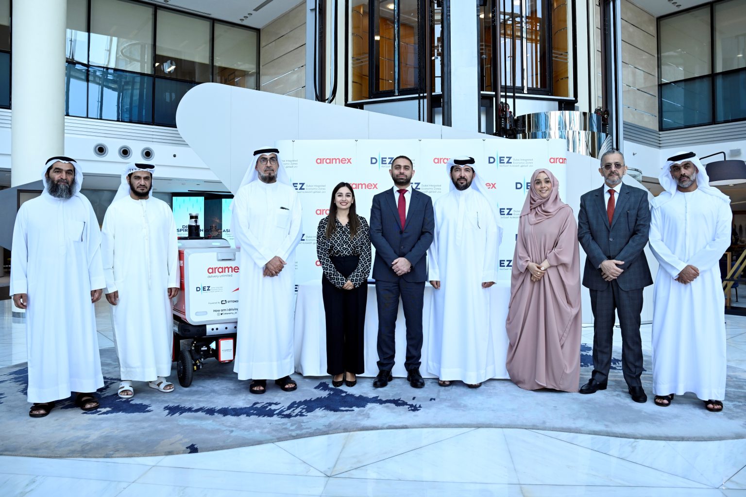 “دييز” وأرامكس تطلقان روبوت التوصيل المستقل