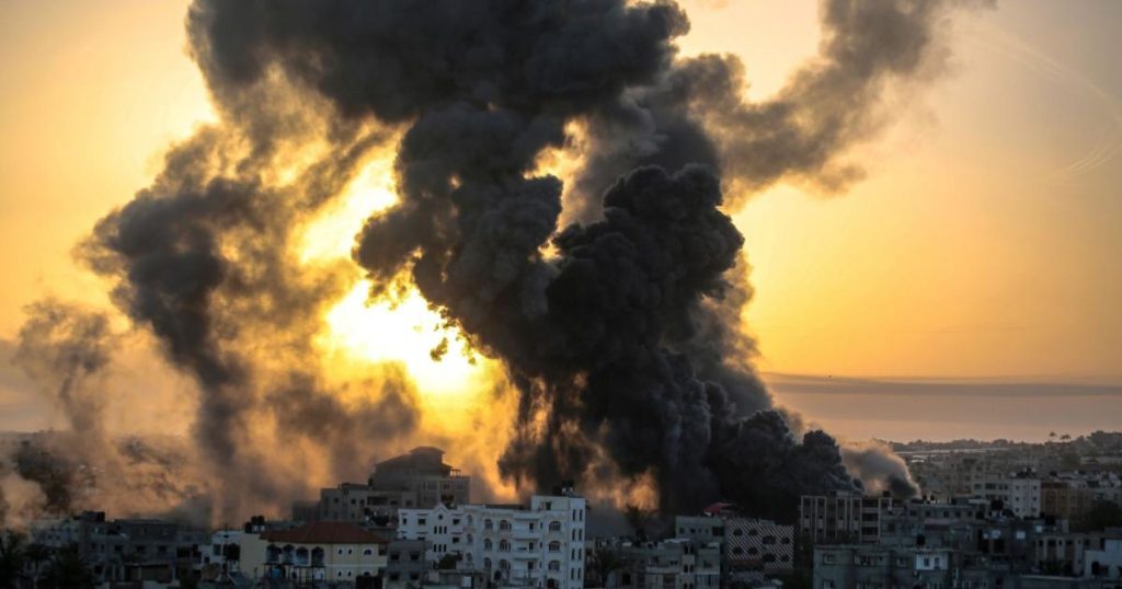 استشهاد 18 مواطنا في قصف إسرائيلي على عدة مناطق في قطاع غزة
