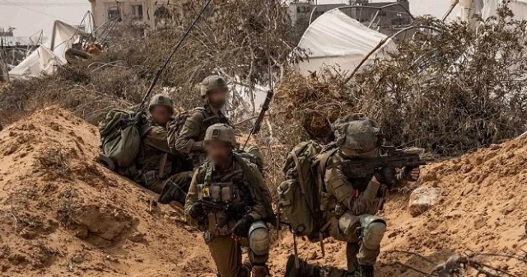 هآرتس: الوضع الحالي يحتم الوصول لصفقة حتى ولو على حساب إنهاء الحرب
