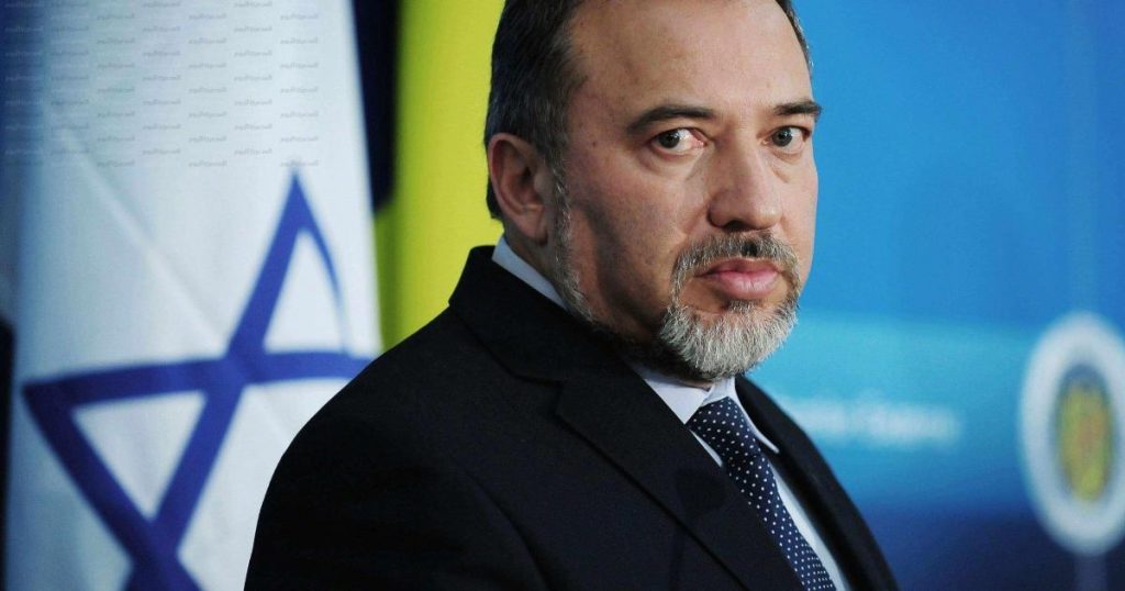 ليبرمان: نتنياهو يعتزم حل الكنيست في بداية نوفمبر المقبل