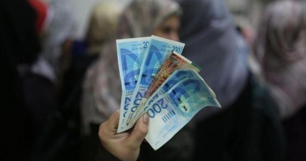 الاتحاد الأوروبي يبدأ بدفع مساعدات مالية للسلطة الفلسطينية