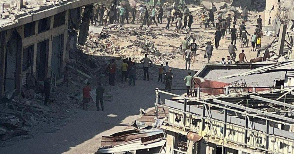 الجيش الإسرائيلي يعترف باستهداف مدرسة شمال غزة