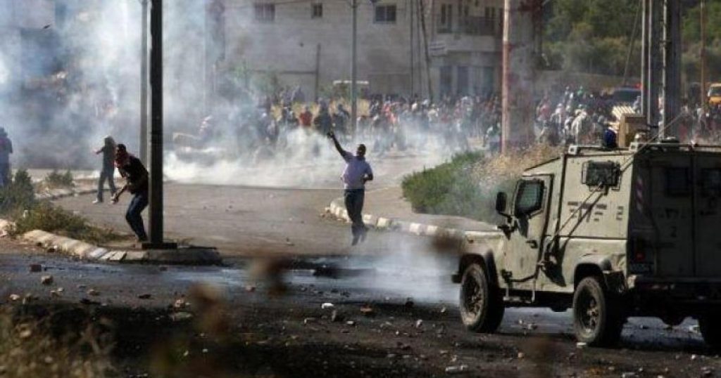 إصابة مواطن بالرصاص خلال مواجهات في مخيم العين