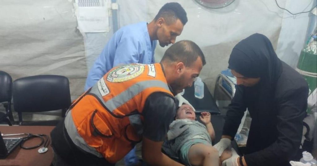 استشهاد عنصرين من منتسبي الدفاع المدني برفح