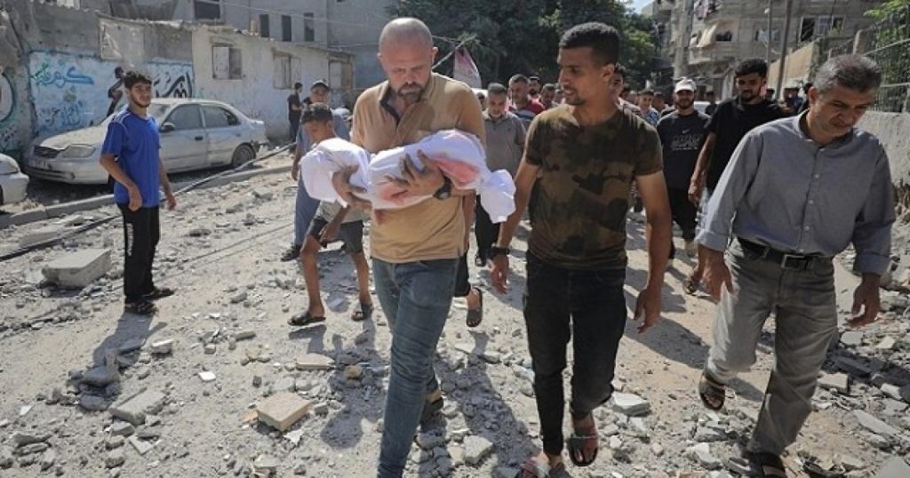 الرئيس الكولومبي: اضطرابات الشرق الأوسط بدأت بقصف الأطفال الفلسطينيين