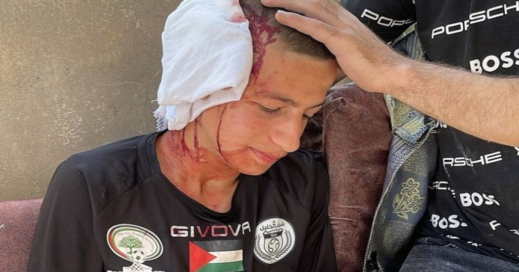 إصابتان بالرصاص واعتقال مواطن خلال اقتحام الخليل