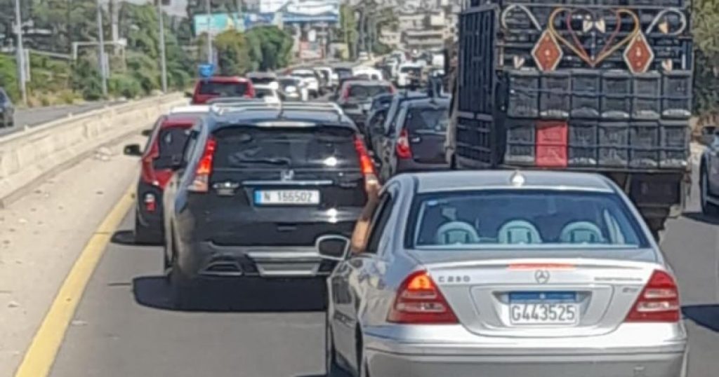 فتح المدارس لإيواء النازحين من جنوب لبنان