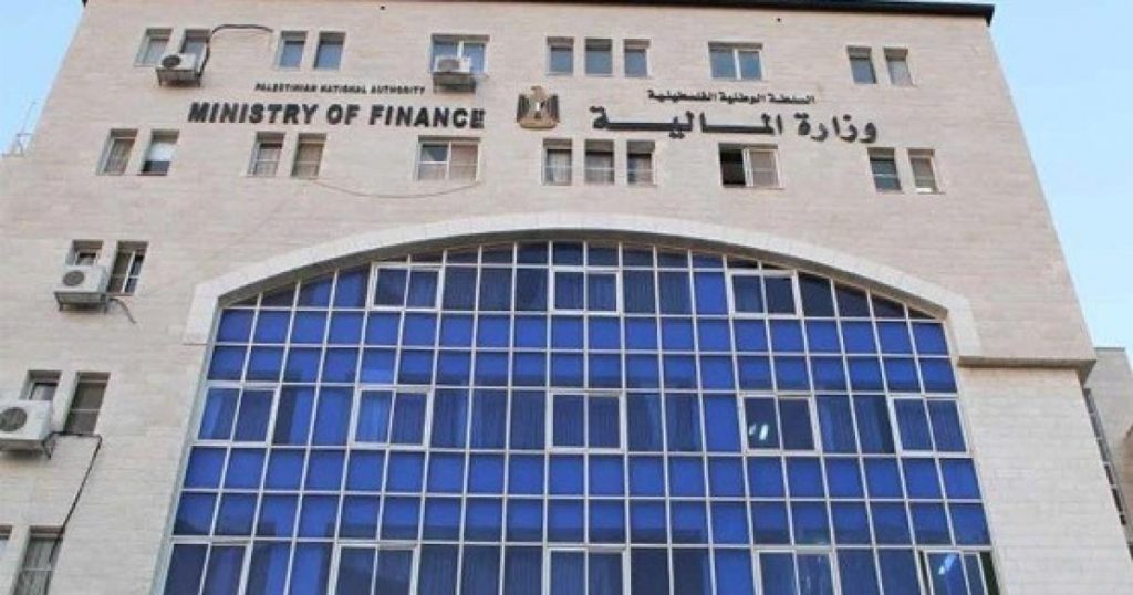 المالية: إسرائيل تقتطع 2 مليار شيكل من مخصصات قطاع غزة