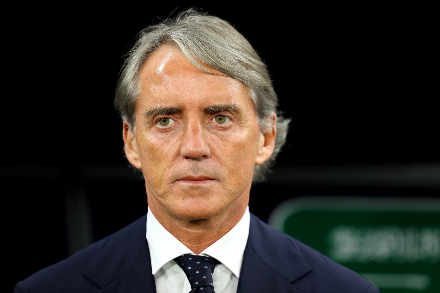 إقالة مدرب المنتخب السعودي مانشيني