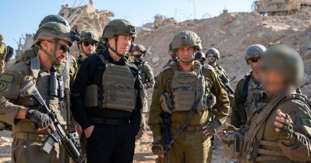 بالصور: غالانت من رفح: نمارس أكبر ضغط ممكن لتهيئة الظروف لاستعادة الرهائن