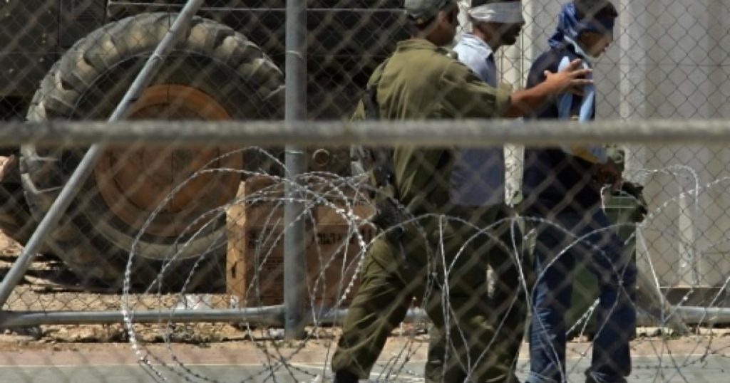 إسرائيل تستخدم “الجرب” أداة لتعذيب المعتقلين الفلسطينيين