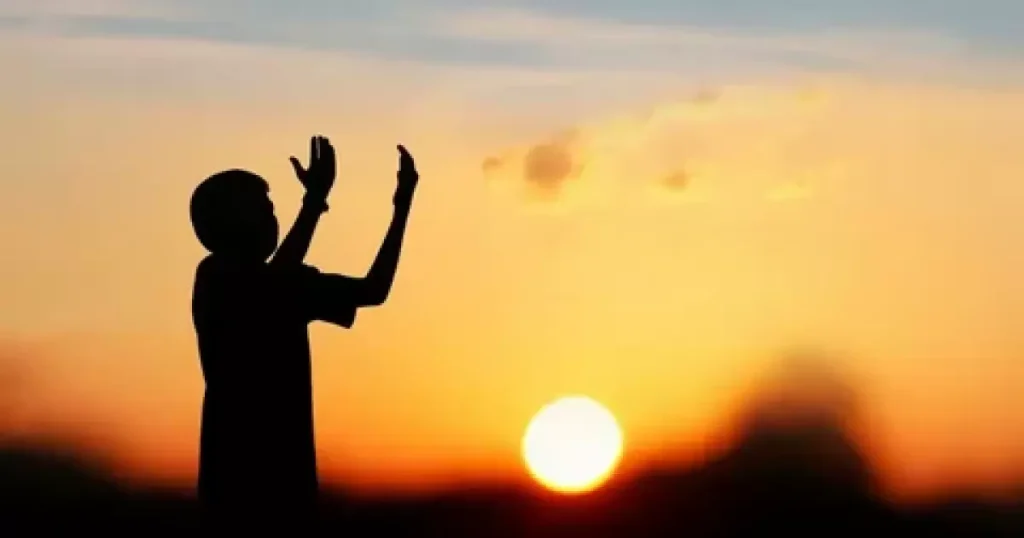 دعاء يوم عرفة مكتوب كامل – نص الدعاء وأهميته في الإسلام